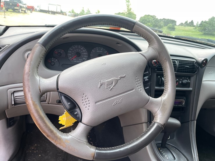 #202-•-2002-ford-mustang-convertible-(has-in-title)-image-47