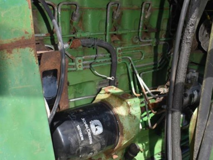 john-deere-4040-image-4