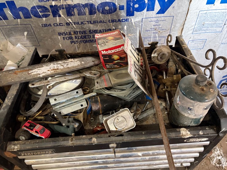 #8358-•-tool-boxes-and-contents-image-2