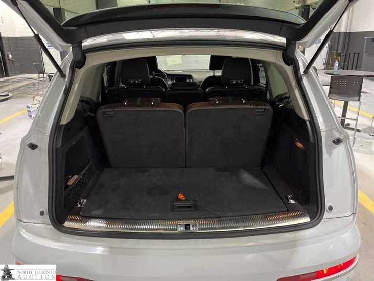 2014-audi-q7-image-45