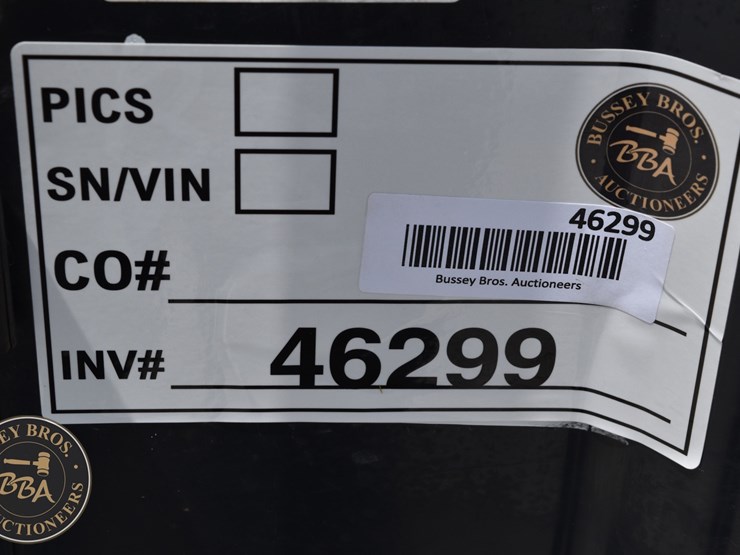 2020-deere-35g-image-48