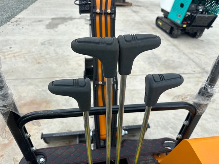 #5091-•-unused-future-ft15-mini-excavator-image-18