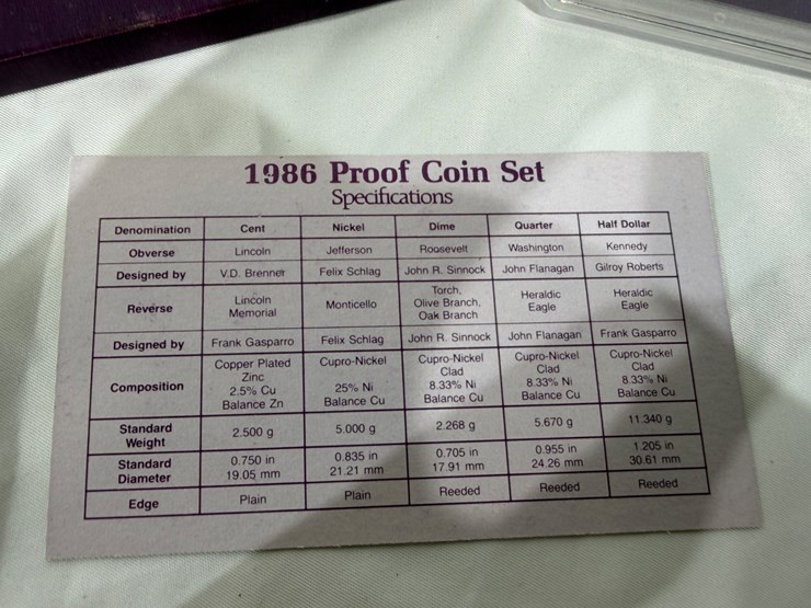 #40044-•-(10)-u.s.-mint-coinsets-from-1980's-image-33