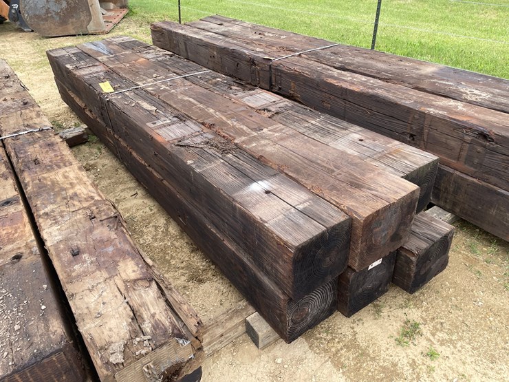 #3443-•-bundle-of-(6)-railroad-ties-image-1
