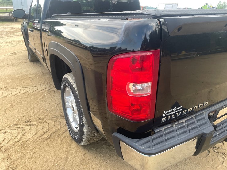 2008-chevrolet-k1500-image-23