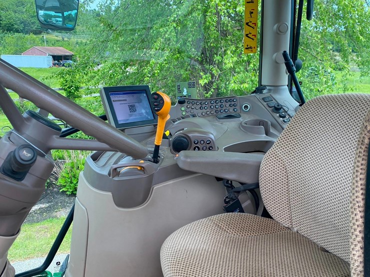 2022-john-deere-6155r-image-4