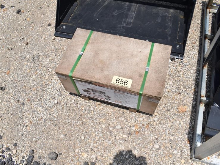 15,000-lb-electric-winch-image-1