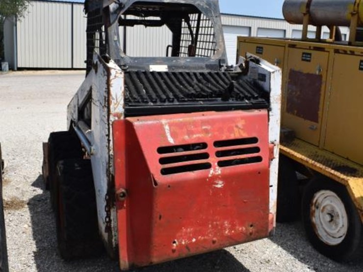 bobcat-743b-image-9
