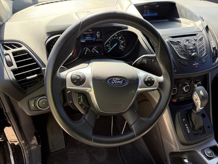 2016-ford-escape-image-15