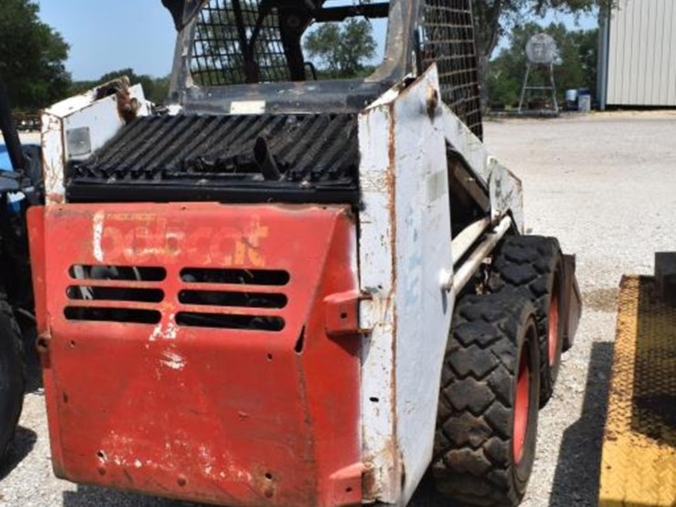 bobcat-743b-image-10