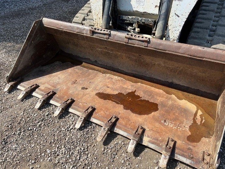 2019-bobcat-t870-image-10
