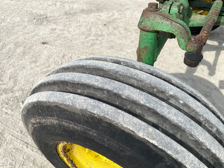 john-deere-4020-image-10