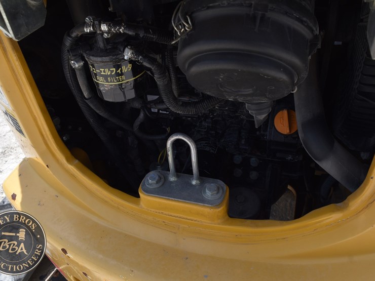 2020-deere-35g-image-30