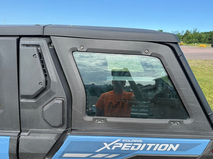 #1426-•-2024-polaris-expedition-4x4-utv-image-30