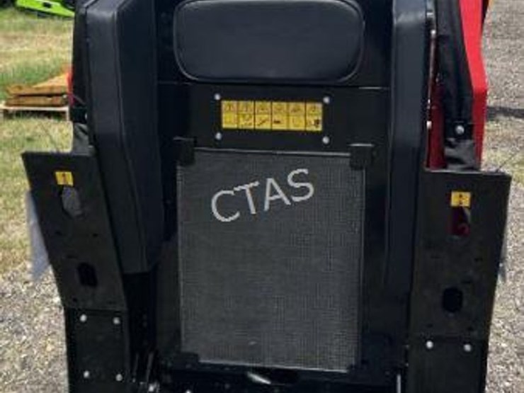 #52-•-mini-skid-steer-loader---ft-v1000---diesel-image-6