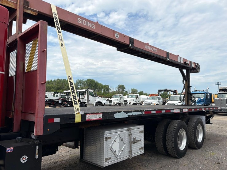 2013-kenworth-t880-image-20