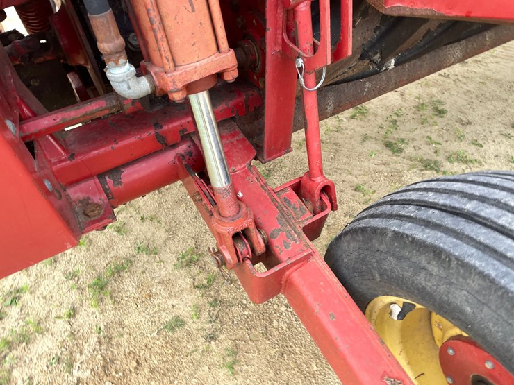 new-holland-489-image-31
