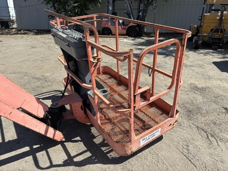 2005-jlg-600aj-image-7