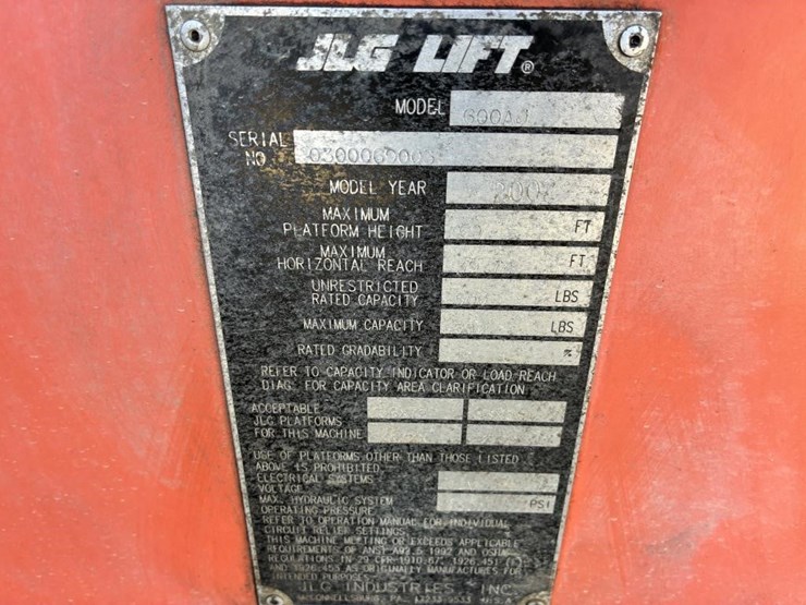 2002-jlg-600aj-image-28