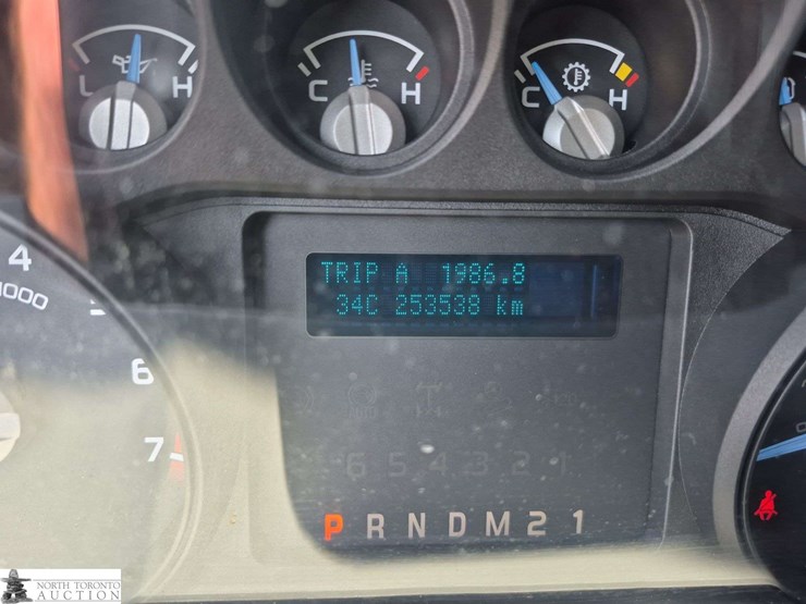 2016-ford-f250-image-15