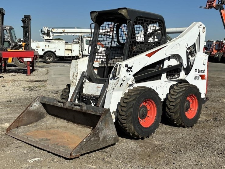 2021-bobcat-s740-image-1