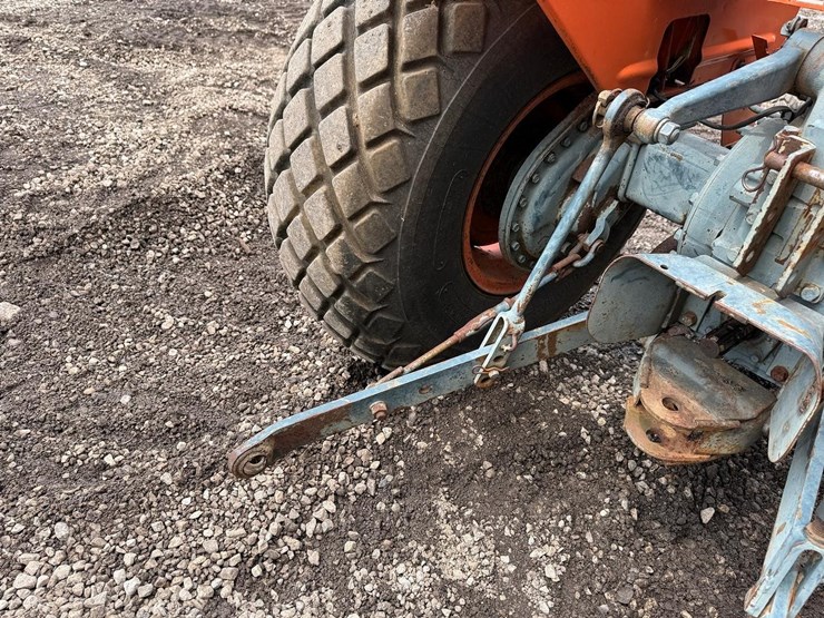 kubota-l235-image-12
