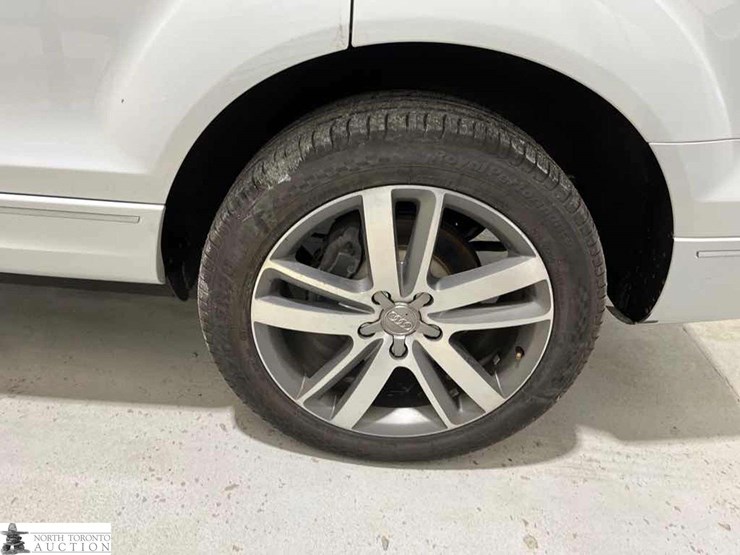 2014-audi-q7-image-31