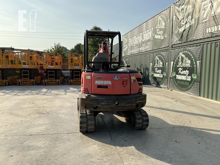2015-kubota-kx040-4-image-3