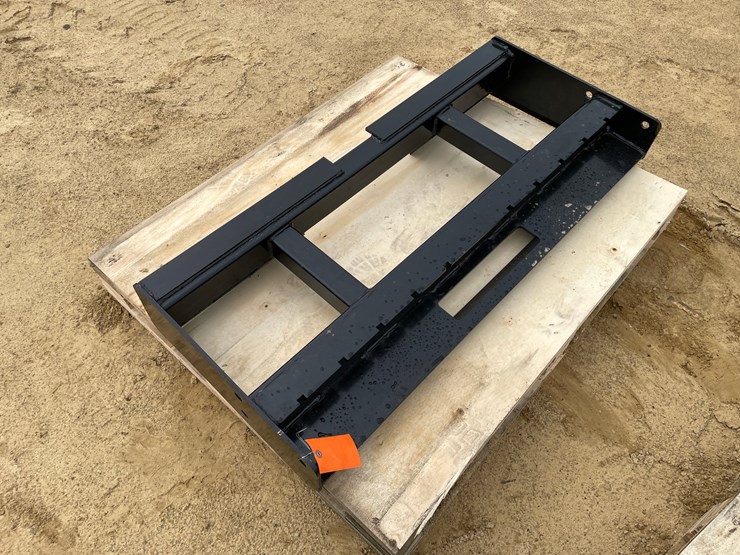 #2002-•-new-wolverine-pallet-fork-frame-image-2