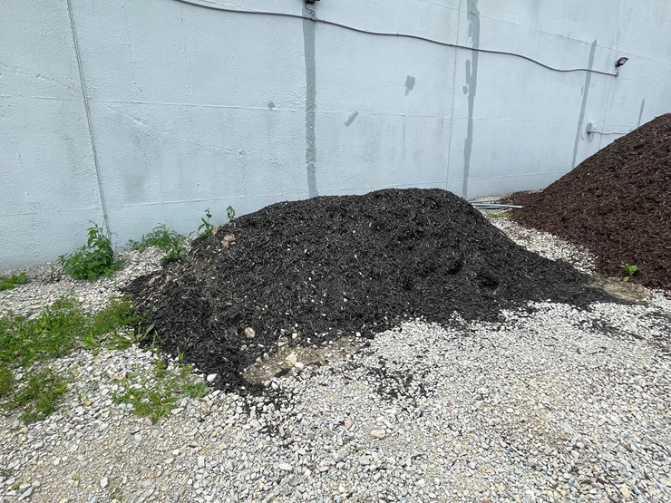 #4881-•-pile-of-black-wood-mulch-image-3