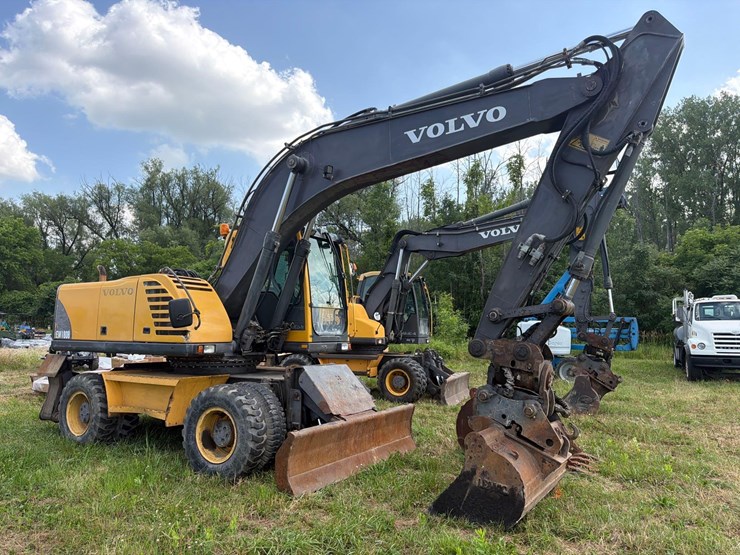volvo-ew180b-image-4