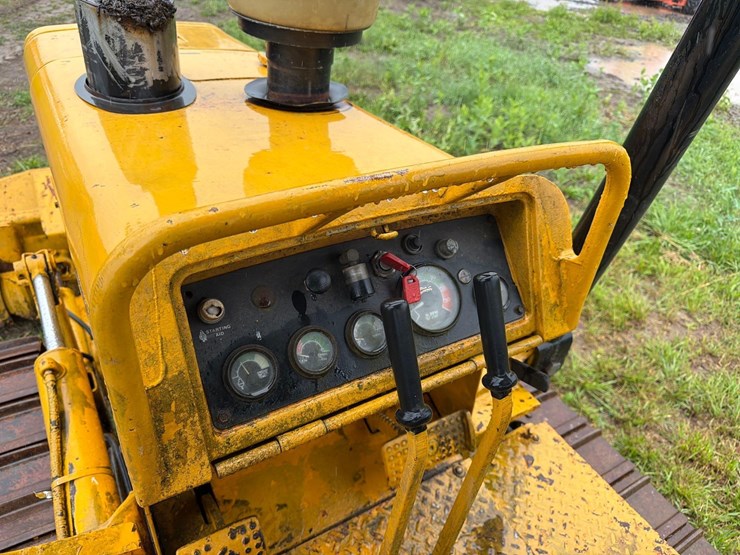 deere-450d-image-21