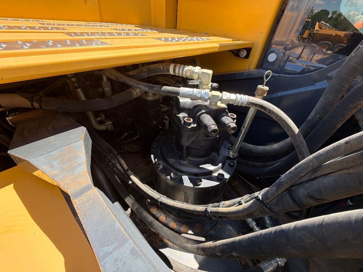 2018-kobelco-sk350-lc-10-image-21