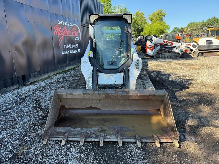 2019-bobcat-t740-image-7