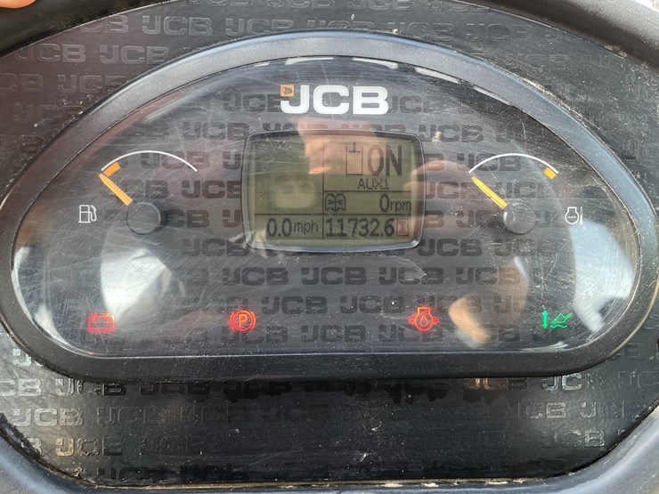 jcb-tm320-image-46