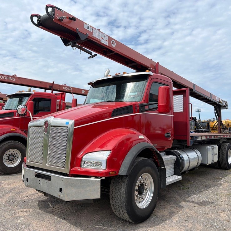 2015 KENWORTH T880
