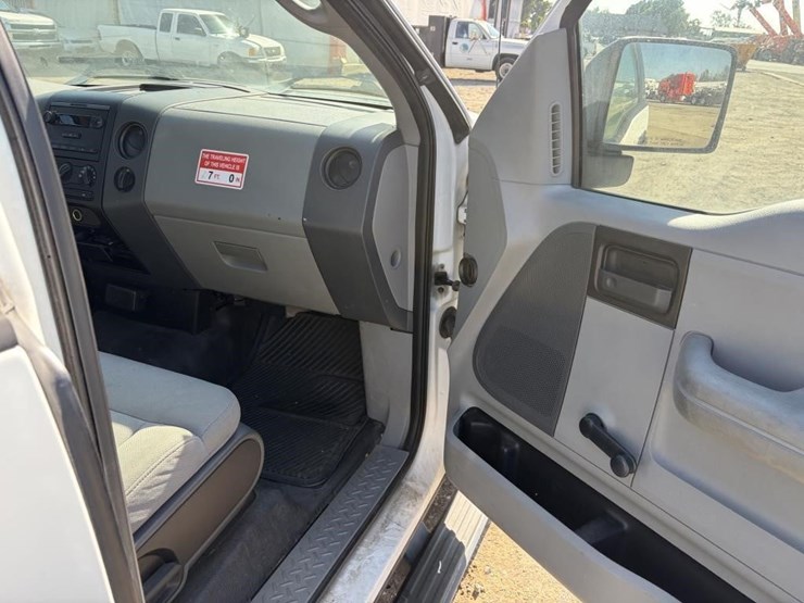 2005-ford-f150-image-10