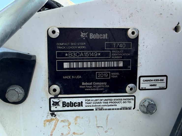 2019-bobcat-t740-image-27