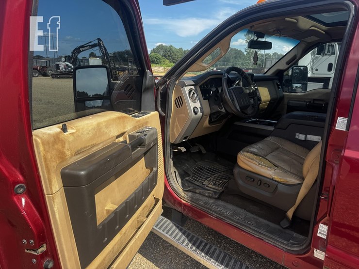 2015-ford-f350-image-8
