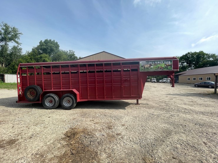 #8310-•-1997-gooseneck-cattle-hauler-trailer-(has-wi-title)-image-4