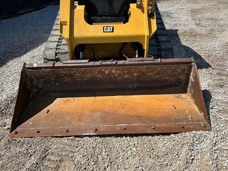 2018-caterpillar-299d2-xps-image-9