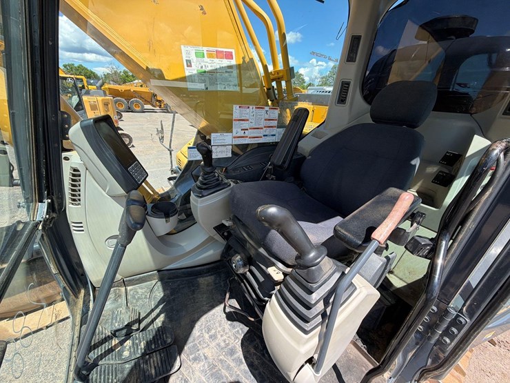 2018-kobelco-sk350-lc-10-image-26