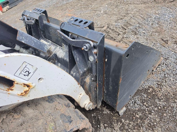 2019-bobcat-mt85-image-12