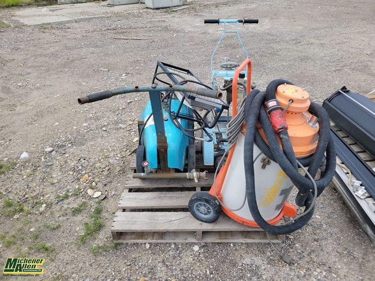 pallet-of-shop-vac,heater-concrete-floor-scabbler-and-concrete-saw-image-3