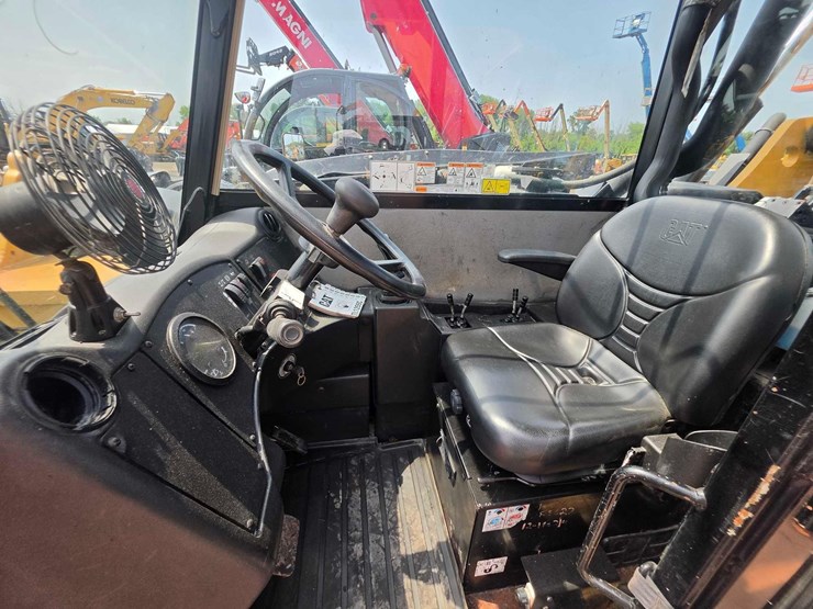 caterpillar-tl1255-image-11