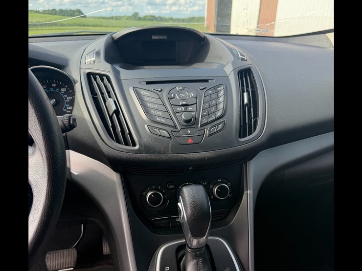2014-ford-escape-se-image-14