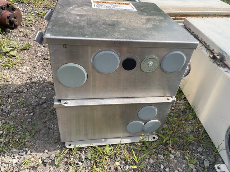 #8331-•-(2)-hoffman-electrical-boxes-image-4