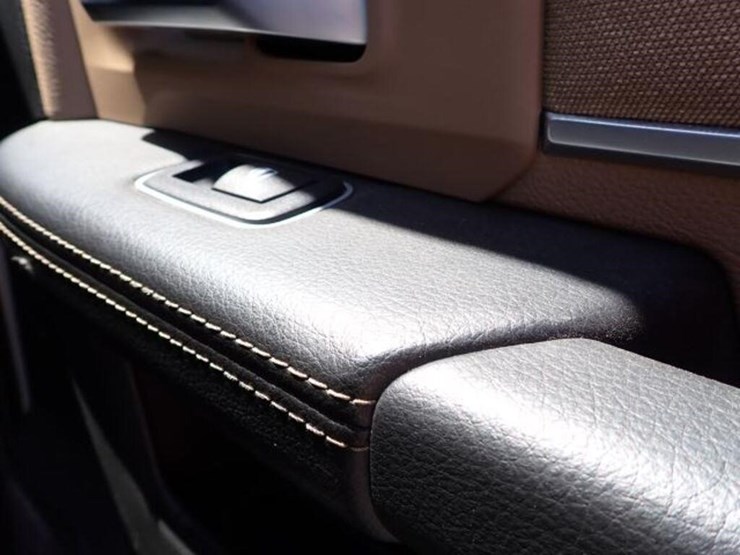 2022-dodge-ram-5500-image-50