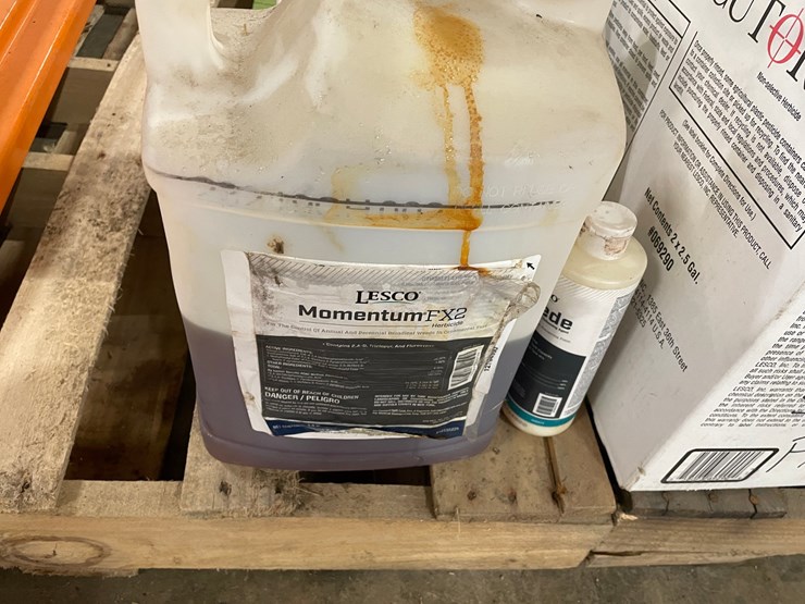 #8756-•-pallet-of-various-insecticides-and-fertilizer-image-6
