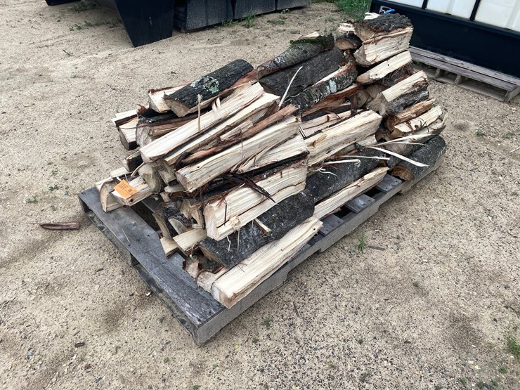 #3432-•-pallet-of-poppler-split-firewood-image-1